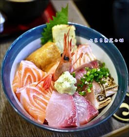 7 綜合生魚海鮮丼