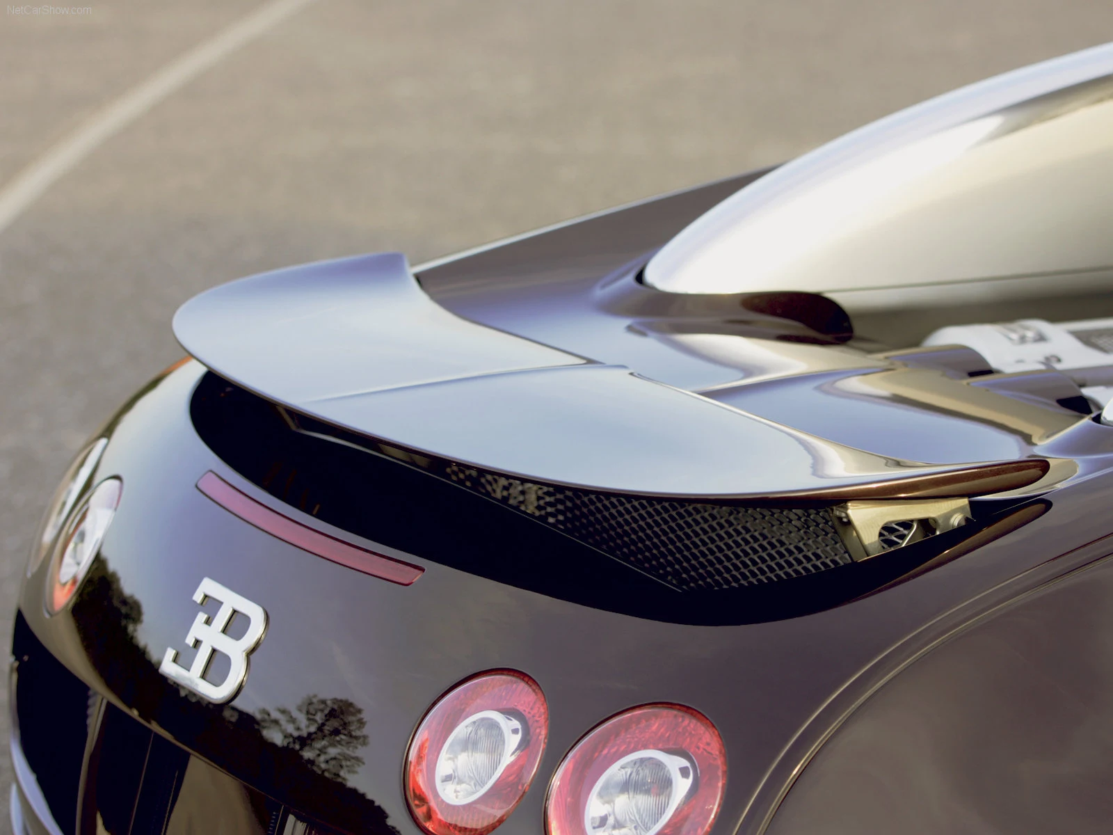 Hình ảnh siêu xe Bugatti Veyron 2005 & nội ngoại thất