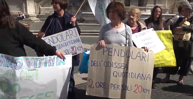 Ferrovie ex-concesse: la protesta in Campidoglio dei pendolari