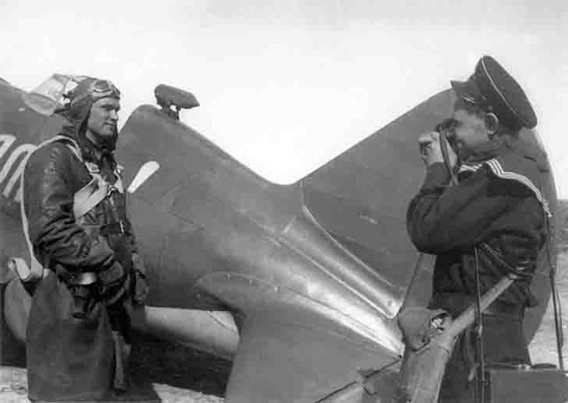 Soviet pilots Boris Safonov and Evgeny Khaldey, 6 July 1941 worldwartwo.filminspector.com