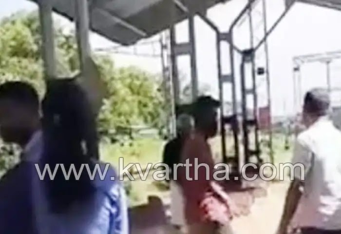Kerala News, Malayalam News, Kannur News, Crime, Crime News, Assault, Arrested, Complaint, Latest Kannur News, Ernad Express, Kannur Police, Three youths arrested for assaulting a woman in Kannur.