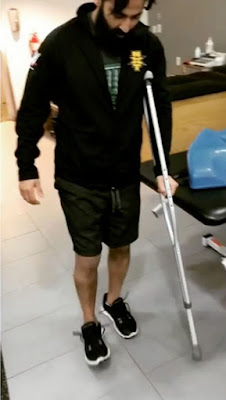 Samir_Sing_walking_after_ACL_torn