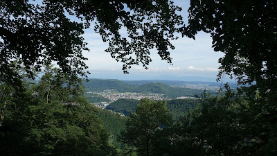 Herzförmiger Ausblick auf Olten vom Liechtberg