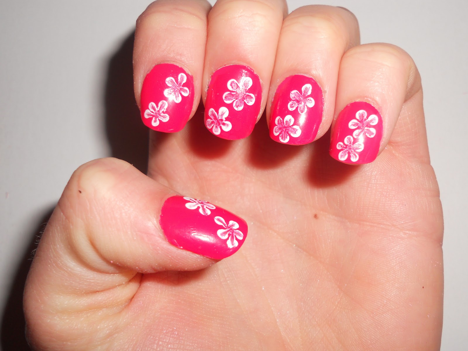 Polished-Perfect: Flower Nail Art :)