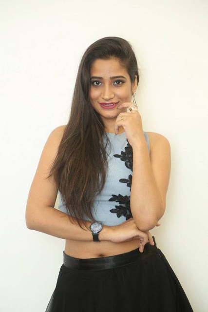 Desi hot actress clean shaved armpits santhoshi sharma 