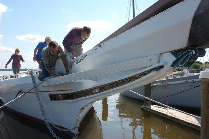 perspective from the end of the bowsprit, it's a big, heavy piece of 