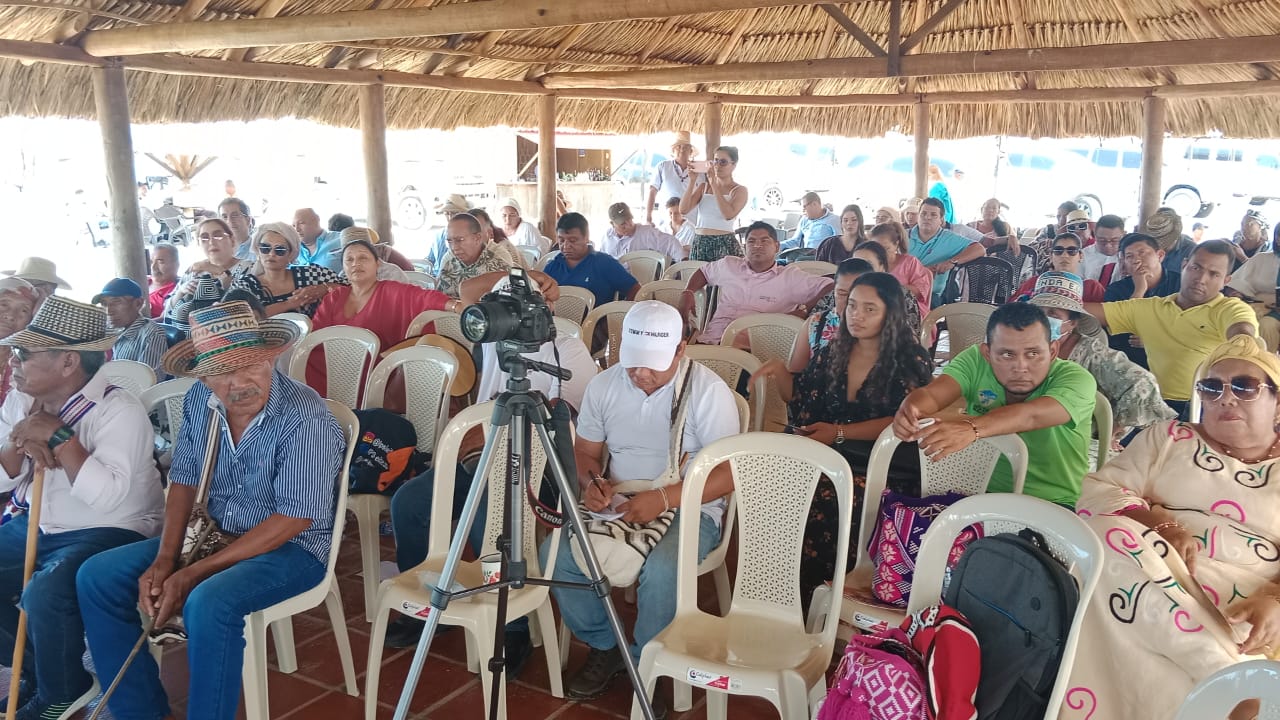 https://lanochedelarcoiris.blogspot.com/La Guajira: sede de la sesión número 72 para los Pueblos Indígenas pertenecientes a la Mesa Permanente de Concertación Nacional