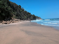 Pantai Air Terjun Umbul Waru