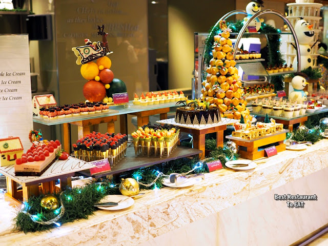 ONE WORLD HOTEL PETALING JAYA - CHRISTMAS Dessert Menu - Pastry and Cakes