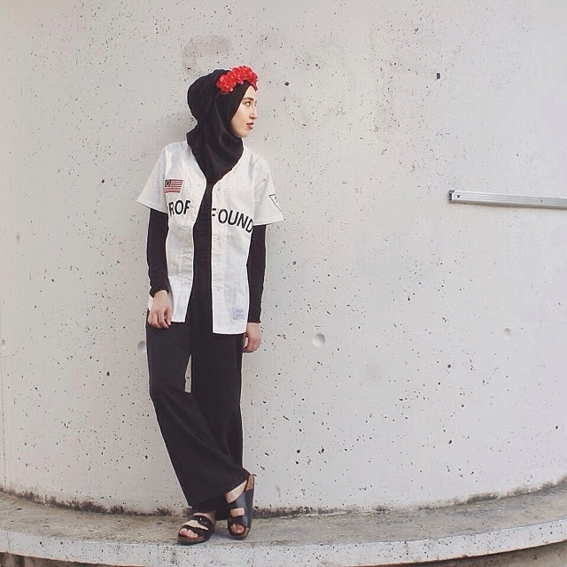 The Uniqueness of Imane Asry's Sporty Hijab Style