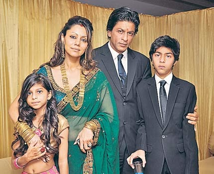 Bollywood lover's: SRK & Family