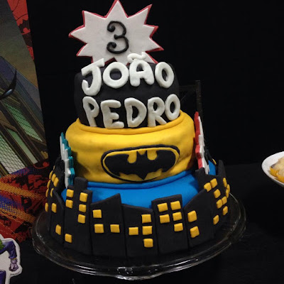 buffet-infantil-dinos-park-bauru-decoração-batman-festa- menino