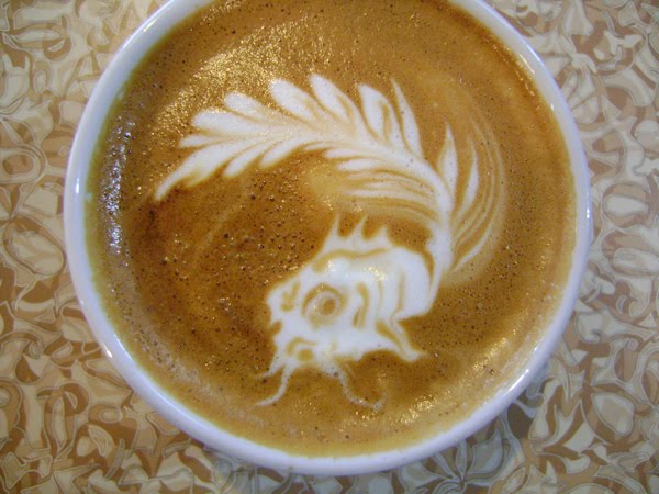 free pouring latte art