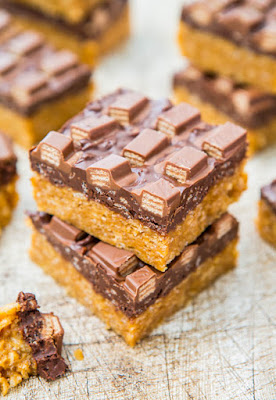 11 Thanksgiving Desserts With Your Leftover Halloween Candy