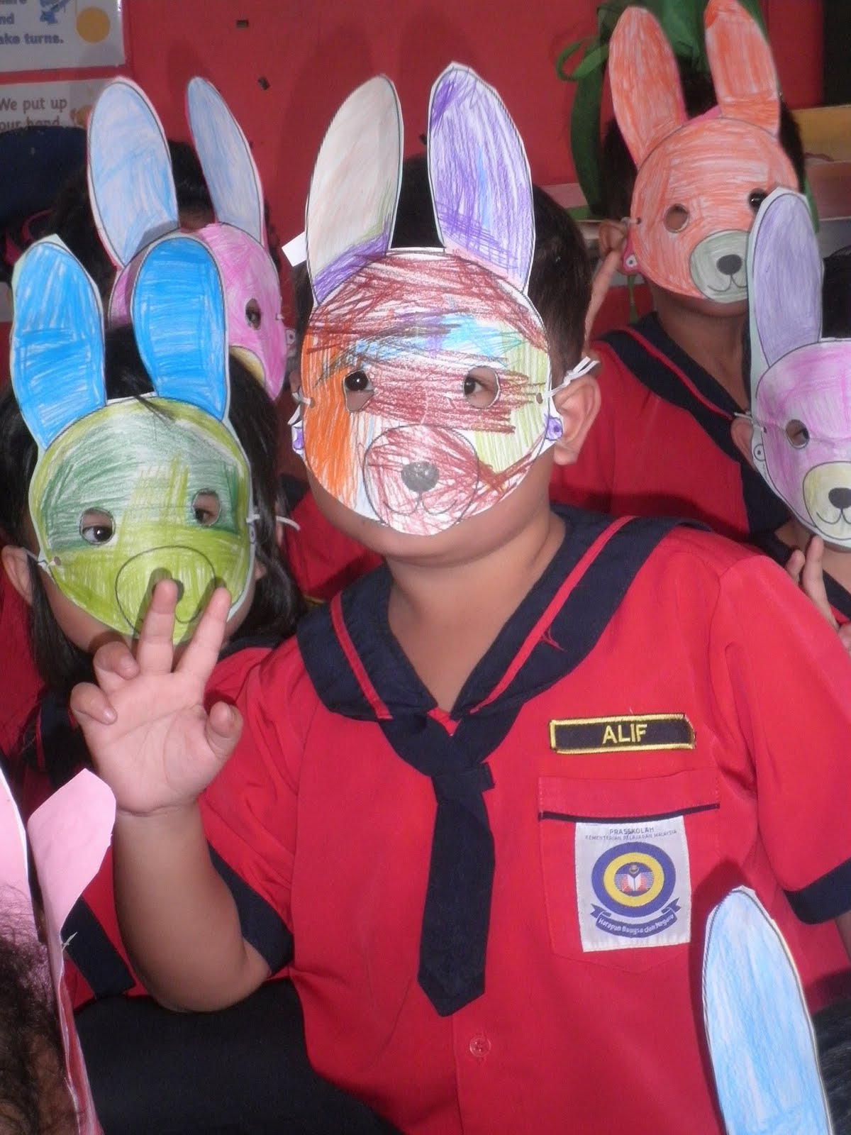 PRA SEKOLAH S K LONG JAAFAR: Mari buat topeng arnab