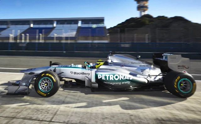 Mercedes W04 F-1 - Lewis Hamilton