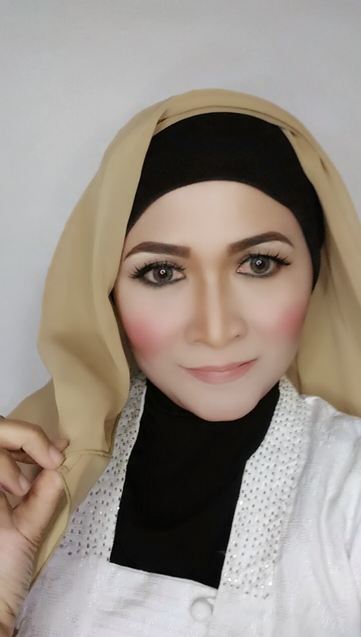 Everonias Blog Beautyparentinglifestyle MAKEUP DAN HIJAB