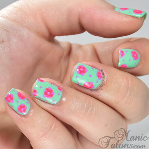 Whimsical Flowers with Daisy Duo Gel Polish