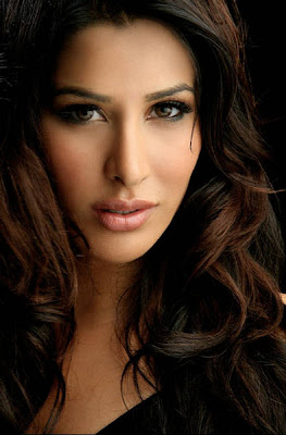 Sophie Choudry