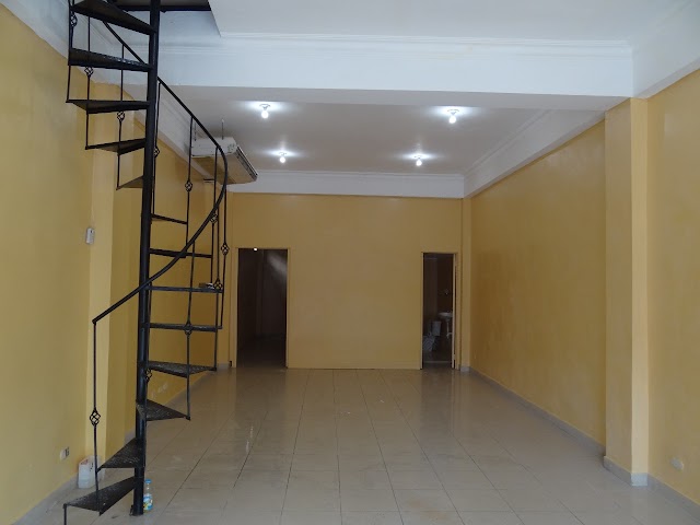  Vendo Local COMERCIAL en zona altamente comercial.