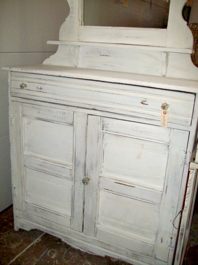 DIY Chalk Paint Jelly Cabinet | The Old Lucketts Store