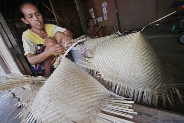  Usaha  Pengrajin  Anyaman  Bambu Modal Kecil