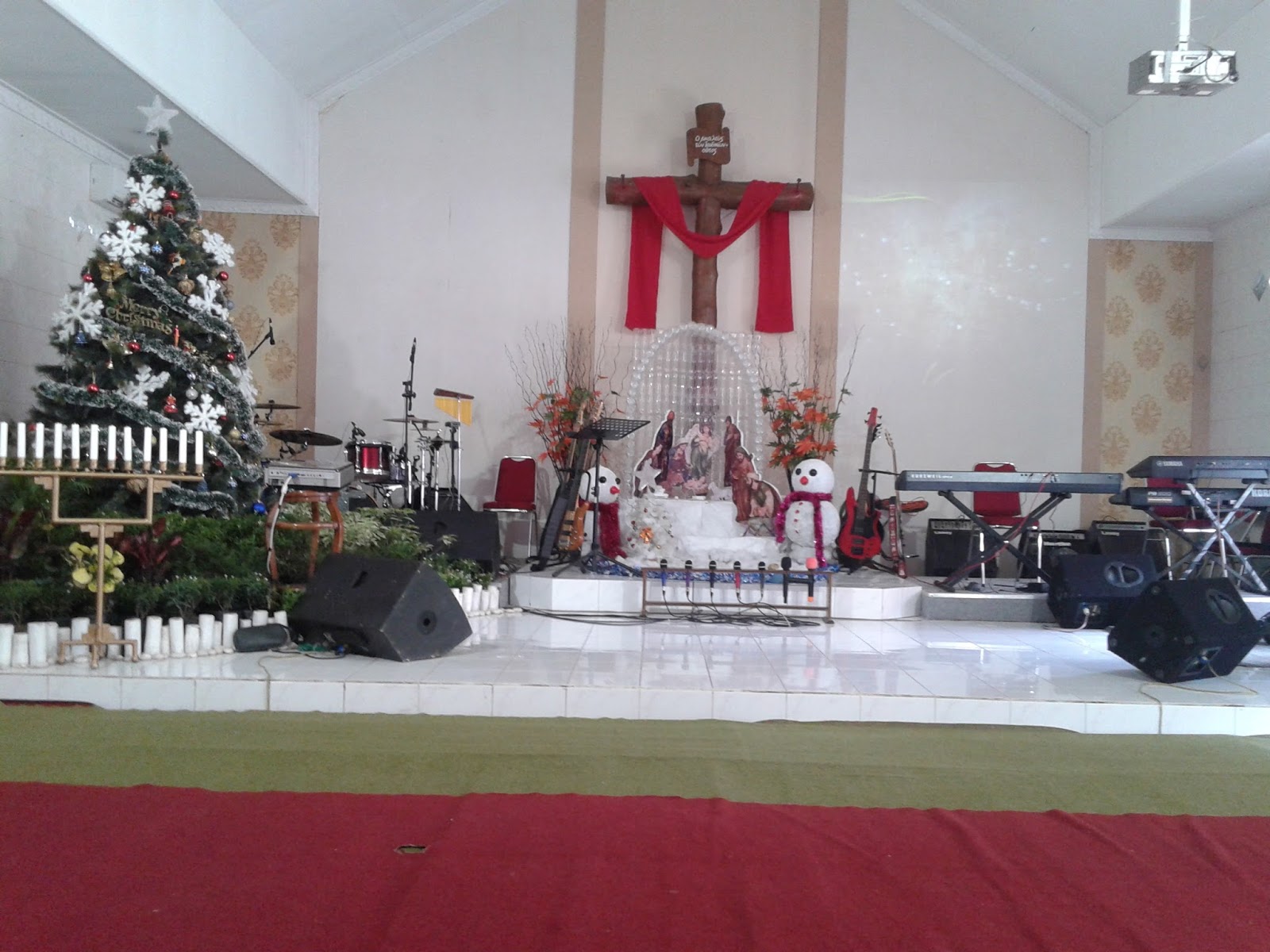  Gambar  Dekorasi Natal Dalam  Gereja  Cek Bahan Bangunan