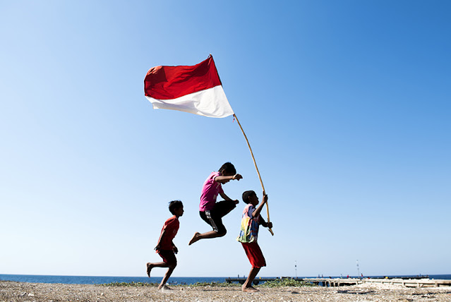 gambar bendera merah putih indonesia