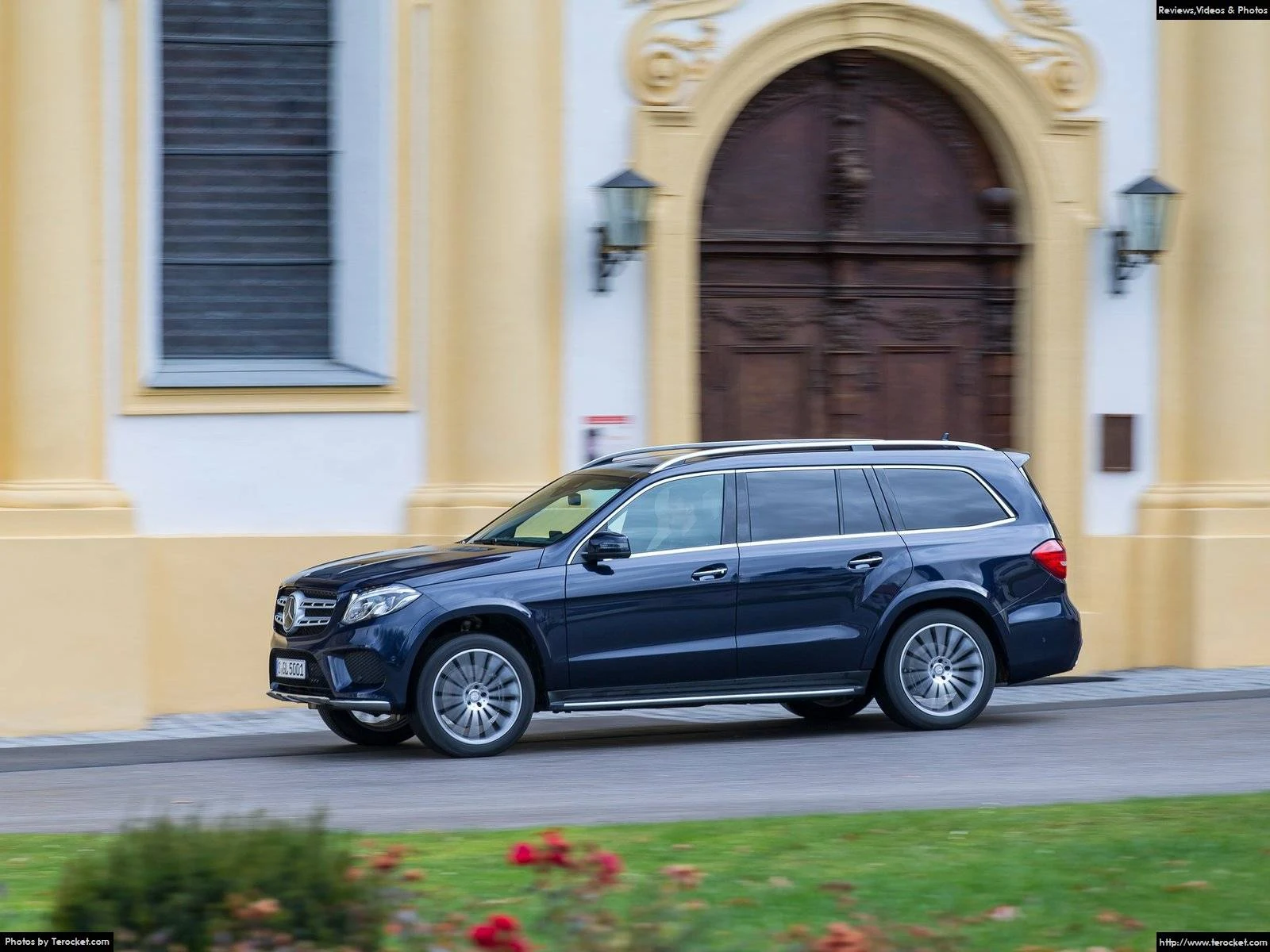 Hình ảnh xe ô tô Mercedes-Benz GLS 2017 & nội ngoại thất