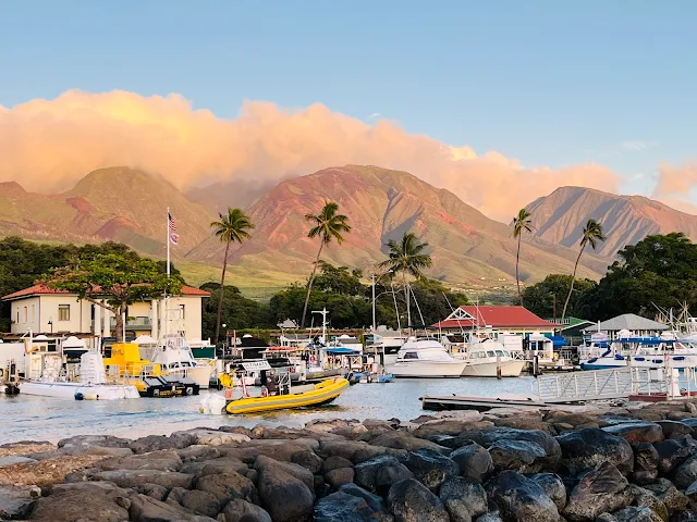 Review: Historic Lahaina's Best Western Pioneer Inn in Maui Hawaii