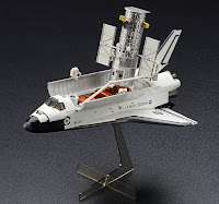 Hasegawa 1/200 HUBBLE SPACE TELESCOPE & SHUTTLE ORBITER w/ ASTRONAUTS (10821) English Color Guide & Paint Conversion Chart