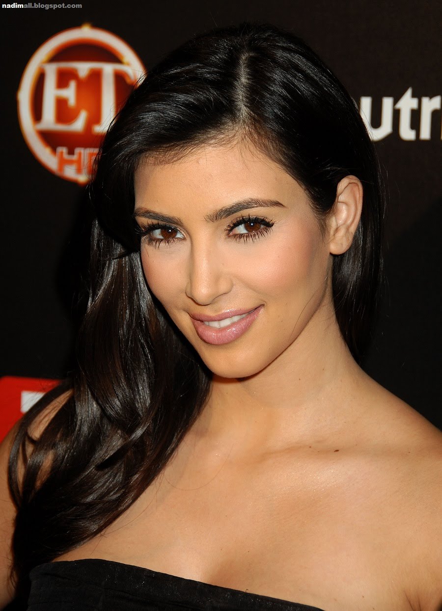 Kim Kardashian Hot 2009