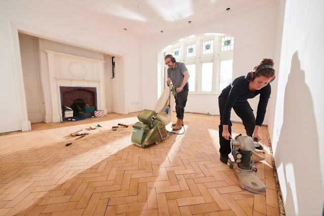 What Makes Floor Sanding Experts Different from DIY Solutions