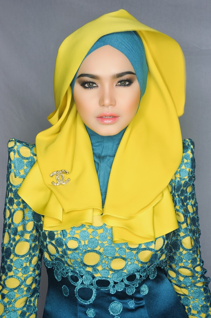 Hijab Style Artis Cantik Siti Nurhaliza Menghadirkan