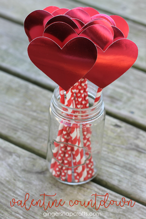 Valentine Countdown at GingerSnapCrafts.com #valentines #valentinesday #crafts_thumb[2]