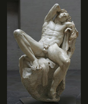 Statue of nude guy sleeping