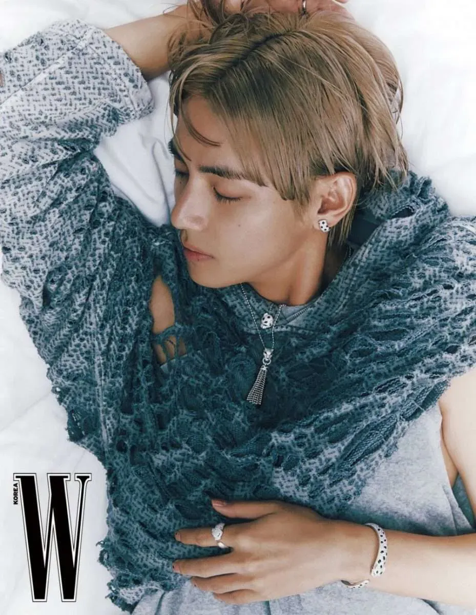 V from BTS is about to release his album, but the idol has suddenly apologized to his fans!