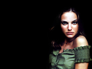 free unwatermarked wallpapers of Natalie Portman at Fullwalls.blogspot.com