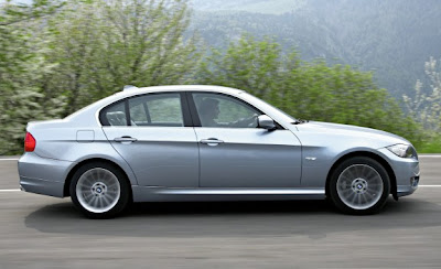 2013 BMW 3-series Rendered Side View