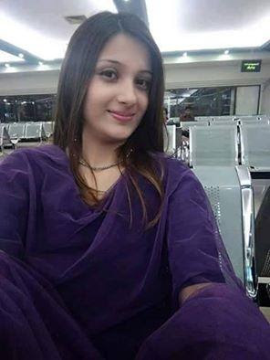 Desi Asian In Shalwar Qameez Picture