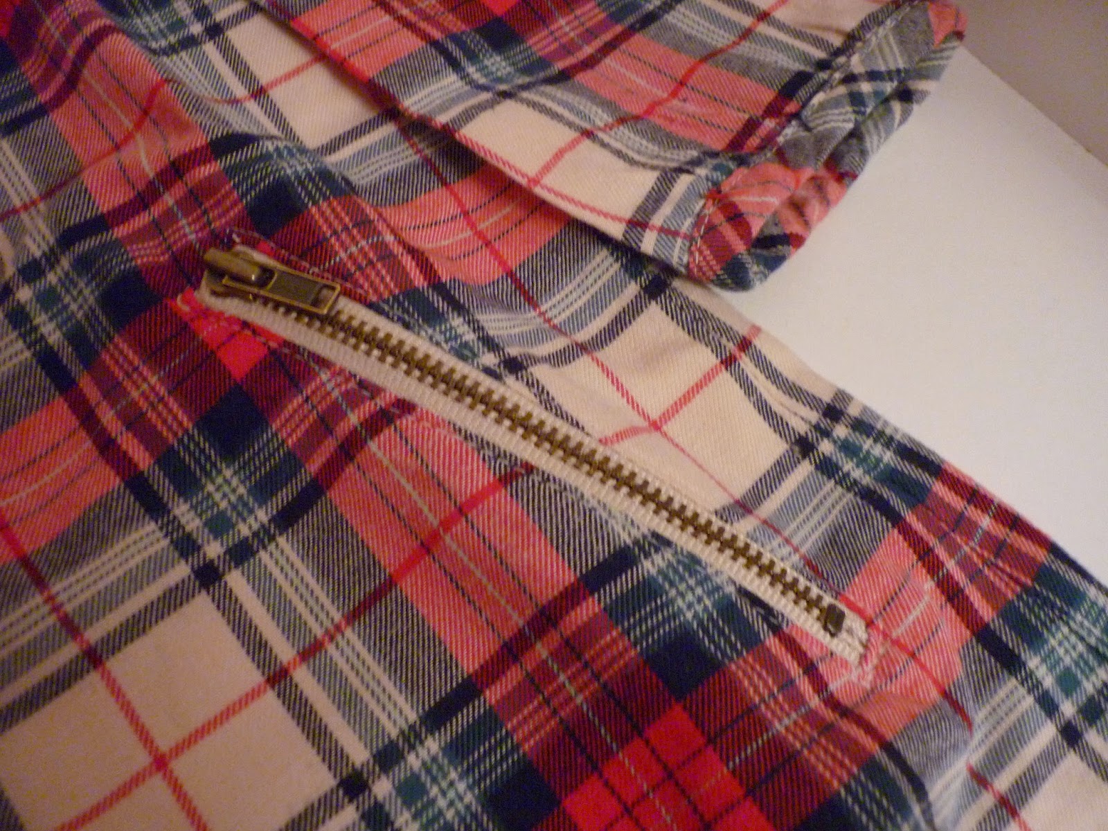 robe écossaise avec poches zippées de chez baby GAP