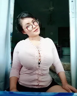 tante cantik