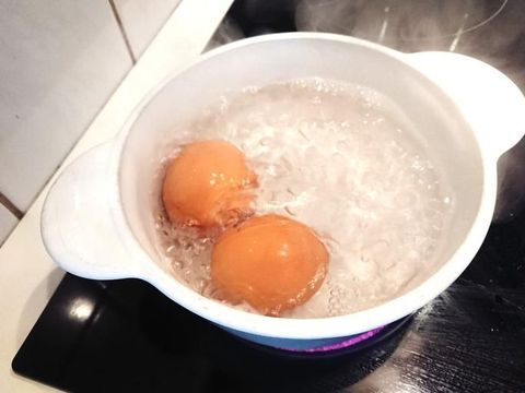 Cara Mudah Buat Telur Setengah Masak