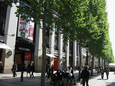 Champs-Elysees