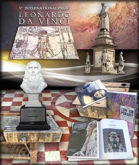 La escultura del Premio Internacional "Leonardo da Vinci", con las publicaciones de este evento y la obra ganadora de Ramón Rivas "El Protector"