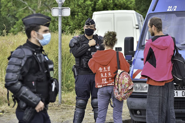 Amnesty international dénonce l’intervention policière lors de la “free party” de Redon