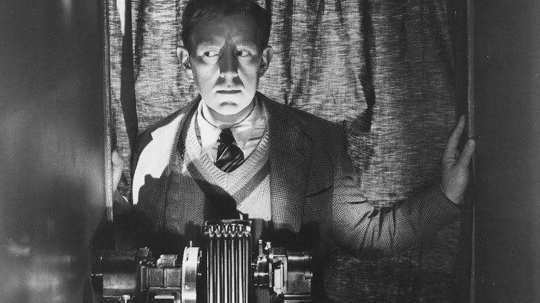 Lo scandalo del vestito bianco 1951 altadefinizione