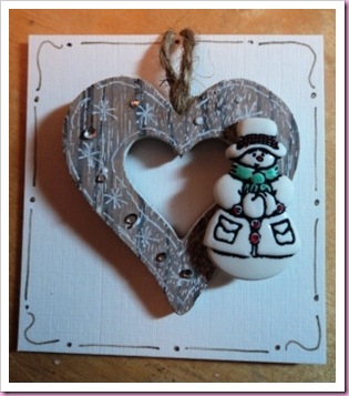 Snowman Wooden heart tag 3