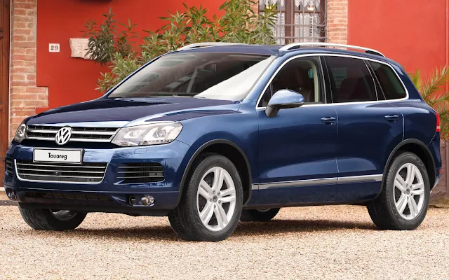 VW Touareg 2013 - azul