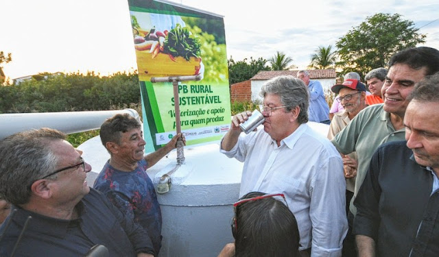 João Azevêdo entrega obras em Santa Helena e São João do Rio do Peixe